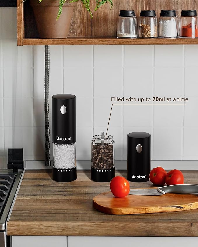 Electric Salt and Pepper Grinder Set with Dual Charging Base, 6 Adjustable Coarseness Levels & External Grind Settings, One-handed Operation Salt and Pepper Mills with LED Light,Black