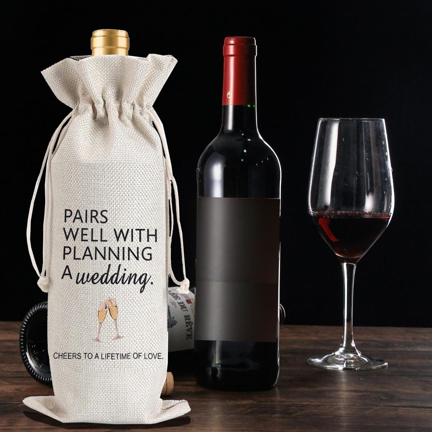 Julont 2Pcs Wedding Engagement Gifts for Couple, Mr & Mrs Gift, Newlywed Wine Bag Weeding Gift Wine Bag with 2Pcs Kraft Blessing Cards and natural jute rope