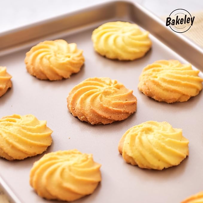 0.8mm 15-Inch Baking Sheet Pan, Non-Stick Carbon Steel Rimmed Cookie Sheet Pan for Oven Roasting Meat Bread Jelly Roll Battenberg Pizzas Pastries 15.6" x 10.6" x 0.96" (Champagne Gold)