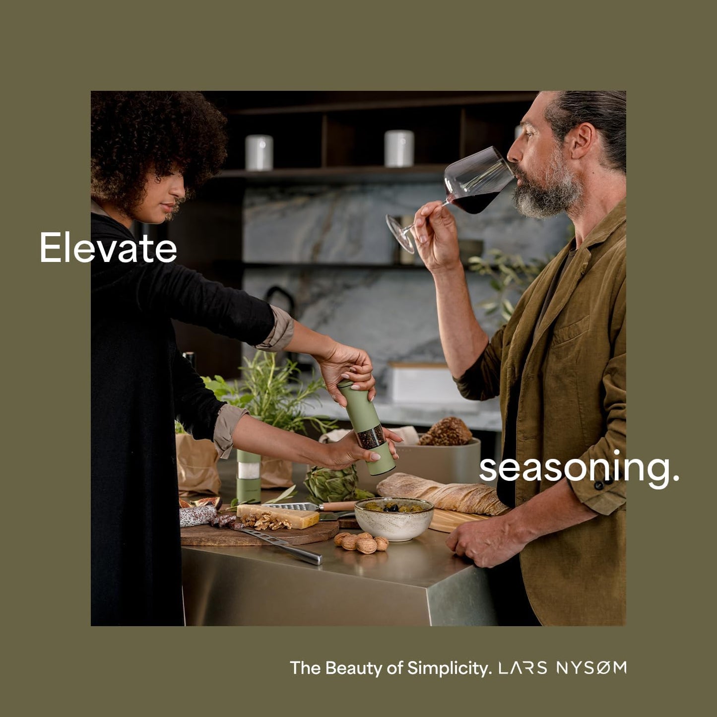 LARS NYSØM Salt and Pepper Grinder Set Manual, Stainless Steel Salt and Pepper Mills with Adjustable Ceramic Grinder I Design Spice Shakers (Ash Gray)