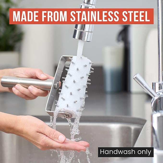 Chef Pomodoro Stainless Steel Pizza Dough Docker Roller (21 x 14.5 cm, Spike Length 7 mm) - Essential Kitchen Tool for Crackers Chef Pomodoro Stainless Steel Pizza Dough Roller