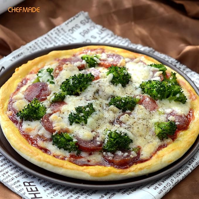 CHEFMADE Pizza Pan, 9-Inch Non-Stick Pancake Bakeware for Oven Baking (Champagne Gold)