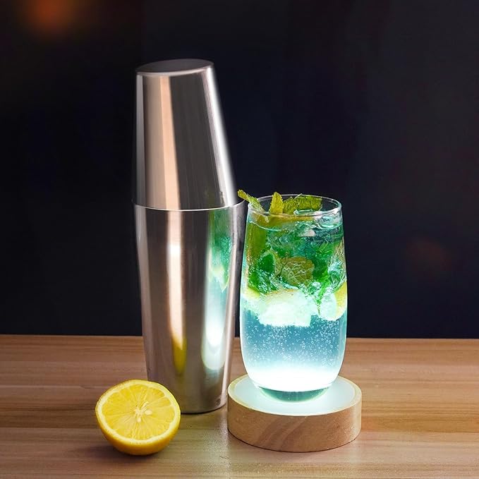 Stainless Steel Cocktail Shaker, 3-Piece Mixology Bartender kit, Bar Set with 18oz & 28oz Mixed Drink Shaker, Cocktail Tin Hawthorne Strainer