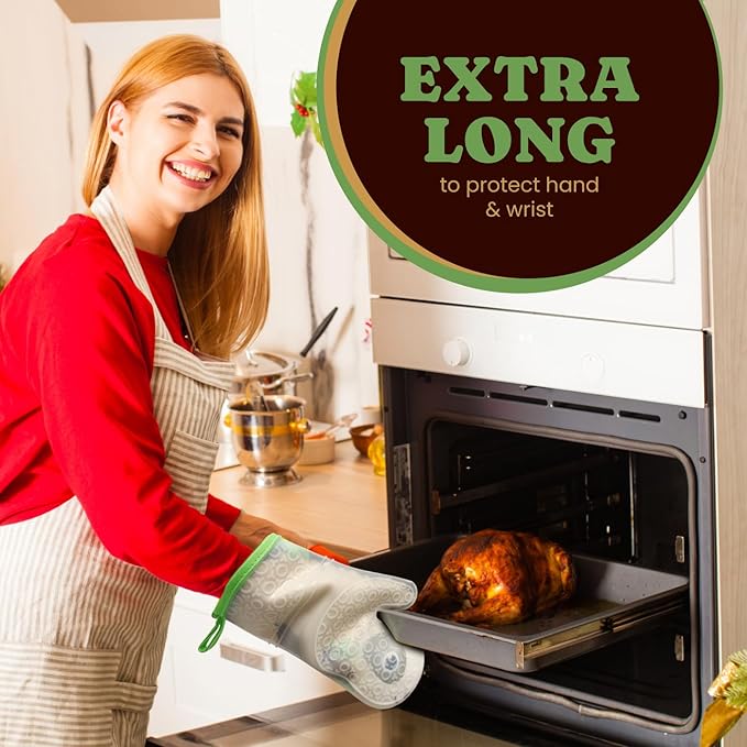 Sloth Oven Mitt Silicone Heat Resistant Glove - Chillin' Charlie Funny Animal Kitchen Accessories for Baking, Cooking & Gifts - Cute Sloth Kitchen Gadget with Fabric Lining