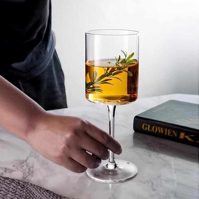 KAMMAK Wine Glasses Set of 2, 16 oz Hand Blown Crystal Bordeaux Wine Glasses, Thin Rim & Long Stem, Perfect for Red & White, Daily Use, Wedding Anniversary or Birthday Gift with Gift Box, S91BJ47