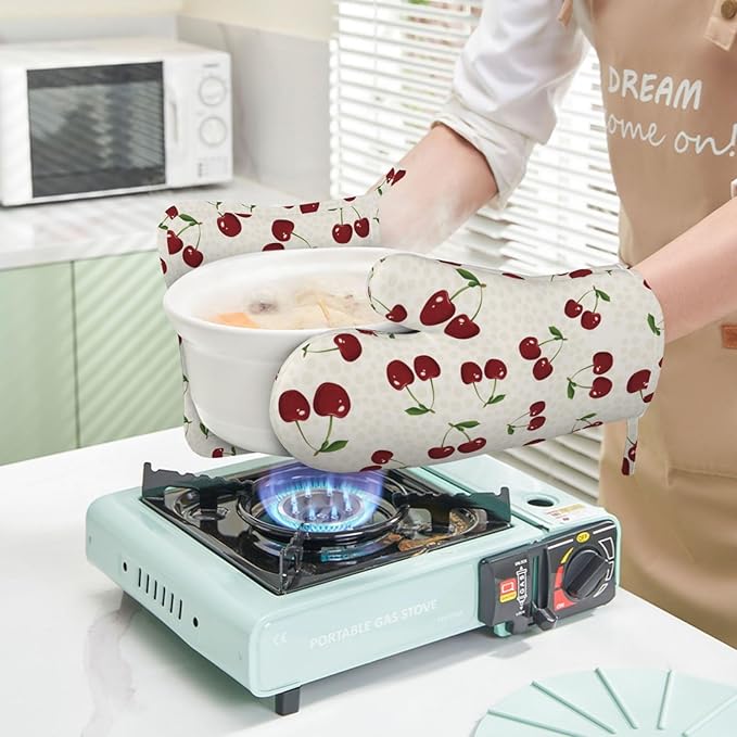Cherry Berries Oven Mitts and Pot Holders Set of 4 Silicone Watercolor Cherries Kitchen Mitten Gloves and Non-Slip Potholders Set Heat Resistant Oven Gloves Hot Holders for Kitchen