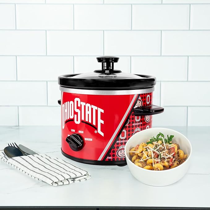 Uncanny Brands Ohio State Buckeyes 2qt Slow Cooker - Cook With Your Favorite Mascot