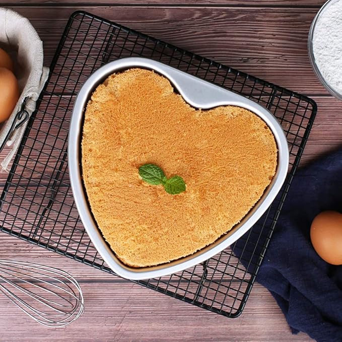 Good news FRIGIIRE Deep Heart Cake Pan with Removable Bottom 6",2 PCS Aluminum Push Cheesecake Pan Chiffon Cake Mold for Oven Baking