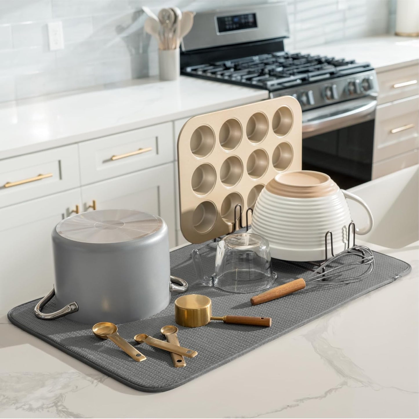 S&T INC. Dish Drying Mat Jumbo, 18” x 30”, Absorbent Microfiber Kitchen Counter Mat, Dish Drying Pad for Dishes, Utensils, Pots and Pans, Jumbo, Charcoal