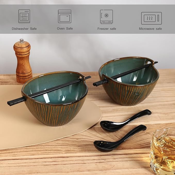 Ceramic Ramen Bowl with Chopsticks and Spoons Set, 6.7 Inch Noodle Bowl Set for Pho Udon Soba, Set of 2 (Ocean Blue)