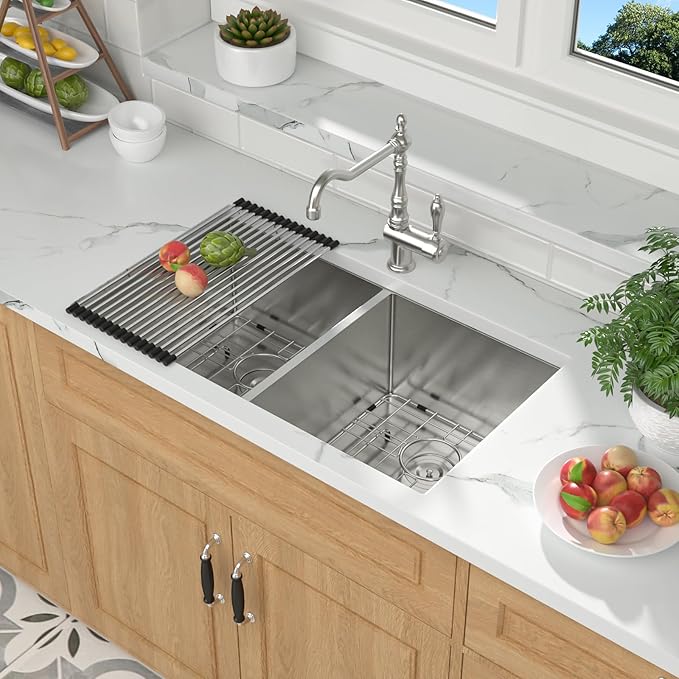 Mocoloo 33 Inch Kitchen Sink Double Bowl 16 Gauge 33 x 19 Stainless Steel Undermount Double Sink 50/50 Two Equal Compartment Under Counter Handmade, 10'' Deep Basin