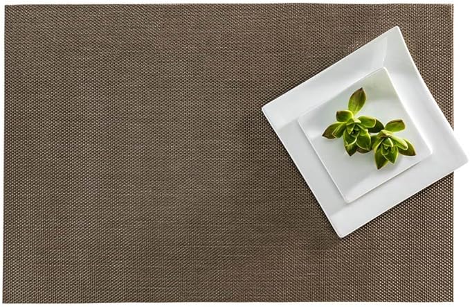 Restaurantware Carmel Mesh 16 x 12 Inch Table Placemats Set Of 6 Woven Washable Placemats - Heat Tolerant No Stain Antique Brass Vinyl Kitchen Placemats Waterproof Easy To Clean