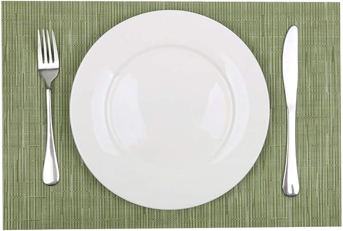 SHACOS Placemats Set of 6 Woven Vinyl Place Mats for Dining Table Wipe Clean Non Slip Christmas Table Mats (6, Olive Green)