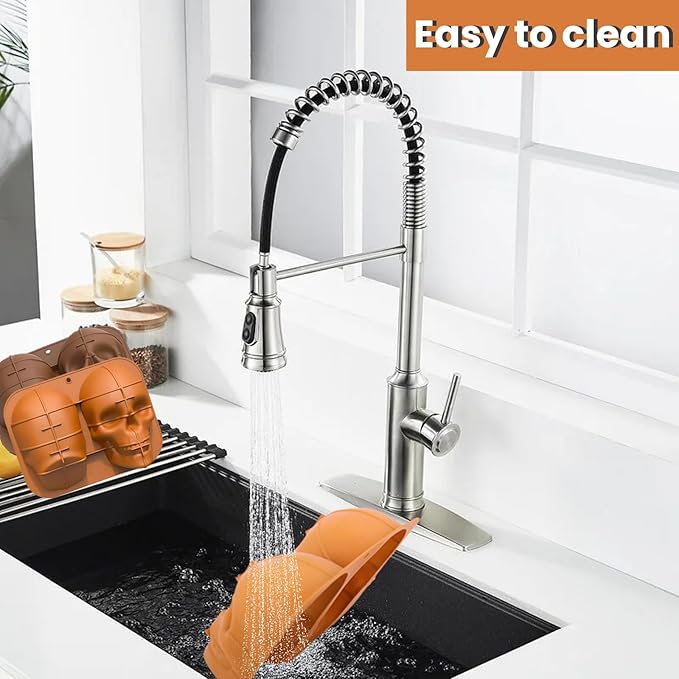 Extra Large Skull Cake Molds for Baking Silicone Cake Pan Tools，DIY Large Skull Cake Pan，Non-stick Durable Pastry Mould for Birthday Halloween Party（8.5in）