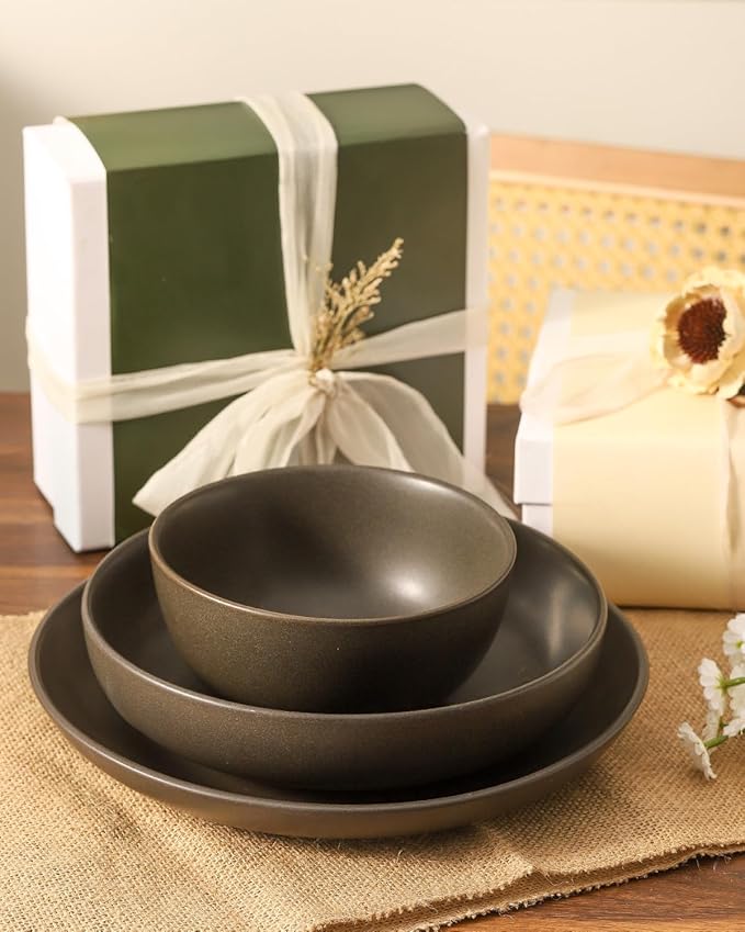 Dinnerware Sets, Stoneware Plates and Bowls Sets, Farmhouse 12 Piece Dish Set for 4, Ceramic Plates Set for Kitchen, Scratch Resistant, Dishwasher & Microwave Safe, Matte Black