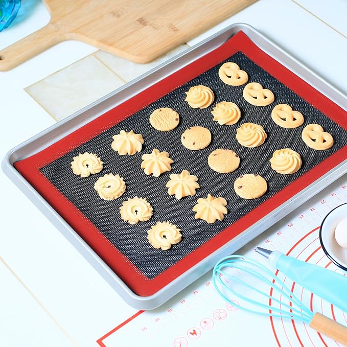 Silicone Baking Mat with Microperforated, 2 PCS Perforated Baking Mats/Oven Liners for 13" x 18" Half Sheet Pan, Reusable Air Mesh Silicone Mat for Cookie/Eclair/Bread/Pizza/Pastry