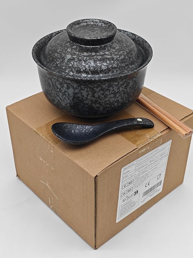 Ceramic Ramen Bowl Set, 800ml, with Lid, Spoon and Chopsticks, Japanese Vintage Large Soup Bowls Instant Noodle Bowl Asian Tableware (Black*1)