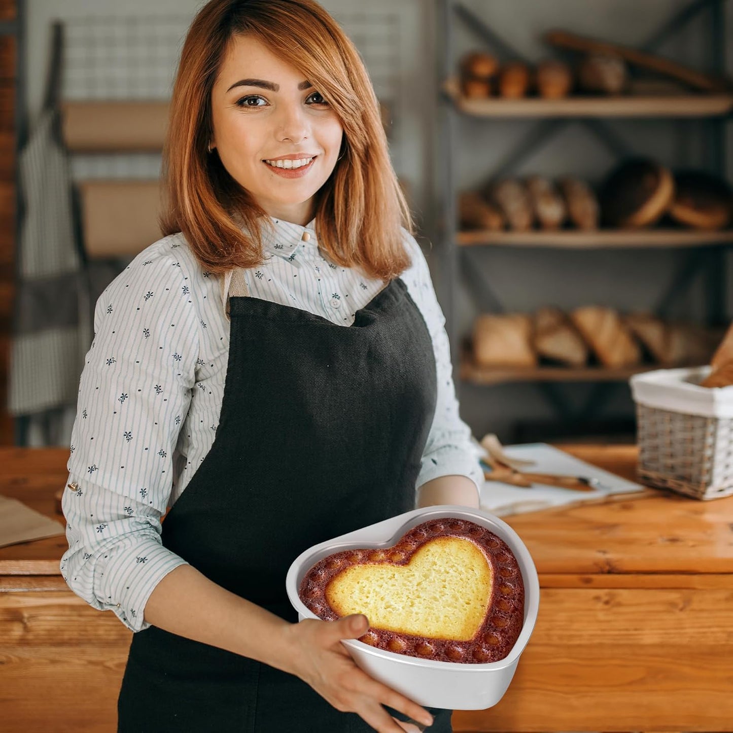 Set of 3 Heart Shaped Cake Pans, 6/8/10 Inch Aluminum Heart Baking Pan with Fixed Bottom,Hearts Cake Mold for Wedding, Party