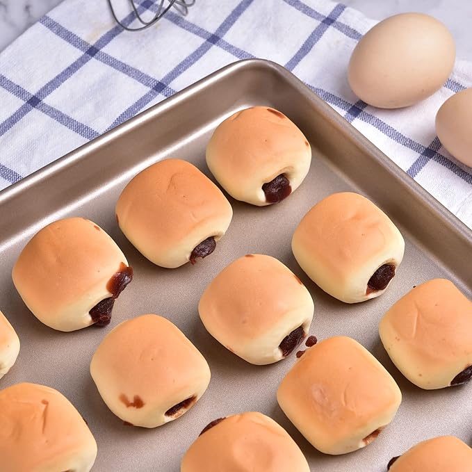 13-Inch Baking Sheet Pan, Non-Stick Carbon Steel Meat Bread Jelly Roll Pizzas Pastries Rimmed Cookie Sheet Pan for Oven Roasting 13" × 9" × 0.8" (Champagne Gold)