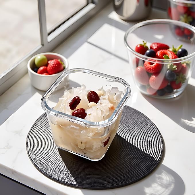 4 Cup Square Borosilicate Glass Food Storage Containers, 32oz Tall Glass Soup Containers with Lids, Large Square Meal Prep Bowl for Food, Salad, Lunch, Deli, Microwave, Freezer Saf (4Pack)