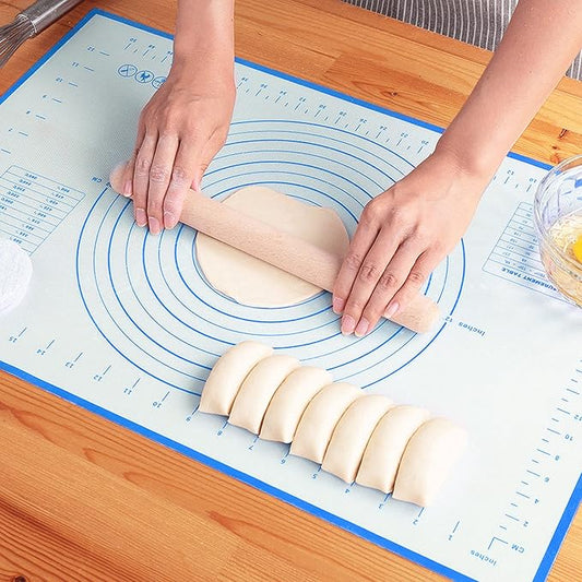 Silicone Baking Mat，Non Stick Rolling Dough with Measurements for Pie Pizza Cookies Fondant Making，Extra Thick Non Slip Silicone Pastry Mat