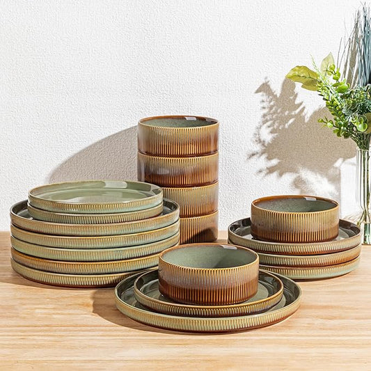 TheTerra Ceramic Dinnerware Sets for 6, 18 Pieces Porcelain Lightweight Plates and Bowls Sets, Scratch Resistant Dish Set, Oven & Microwave & Dishwasher Safe, Brown Green