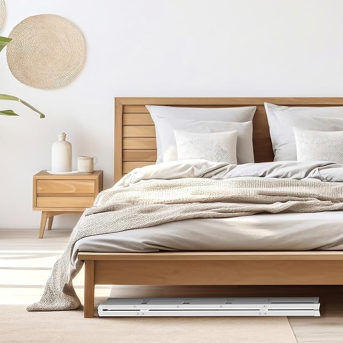 4 Step Ladder, Portable Folding, Lightweight Step Ladder with Anti-Slip Pedal, Aluminum Indoor Ladder and Closet, Kitchen, 330lbs - White