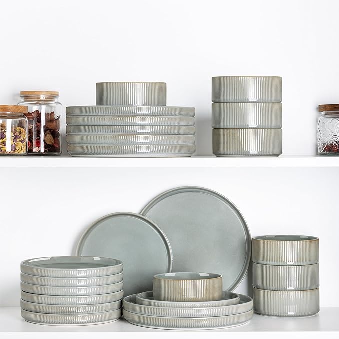 TheTerra Ceramic Dinnerware Sets for 8, 24 Pieces Porcelain Lightweight Plates and Bowls Sets, Scratch Resistant Dish Set, Oven & Microwave & Dishwasher Safe, Desert Sage