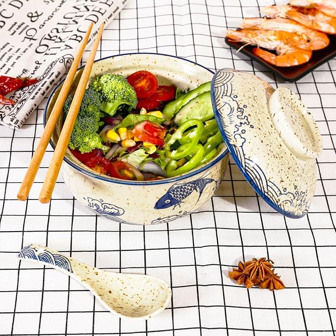 Ceramic Ramen Bowl Set, 800ml, with Lid, Spoon and Chopsticks, Japanese Vintage Large Soup Bowls Instant Noodle Bowl Asian Tableware (Fish*2)