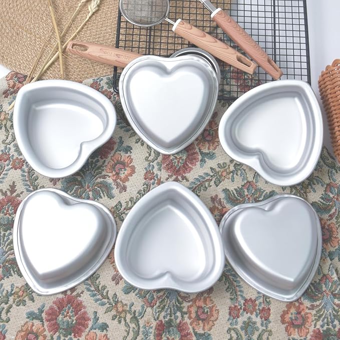 4 × 2 Inch heart cake pans,Set of 6, Aluminum Heart Cake Mold,Small Cake Pans, Heat Resistant Baking Cake Tins for Wedding, Party, Family Occasions, Chocolate. (4 × 2 Inch heart cake pan,Set of 6)