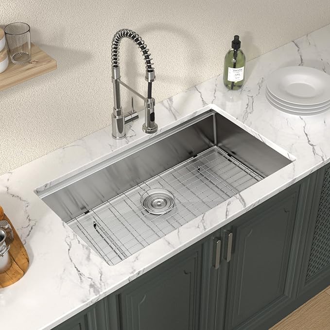 Lordear 33 Undermount Kitchen Sink 33" x 19" Stainless Steel Sinks 16 Gauge Single Bowl Ledge Workstation Handmade Under Counter Kitchen Sink Basin with Built-In Accessories