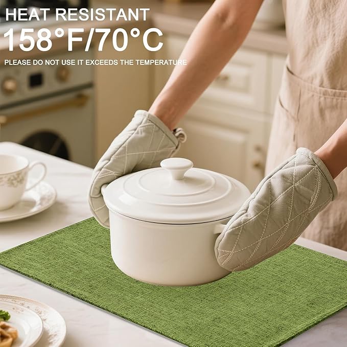 Homaxy Cloths Placemats for Dining Table Set of 6, Heat Resistant Washable Cotton Linen Blend Table Mats, Easy to Clean Place Mats for Indoor Outdoor Party Kitchen Decoration, 13" x 19", Grass Green