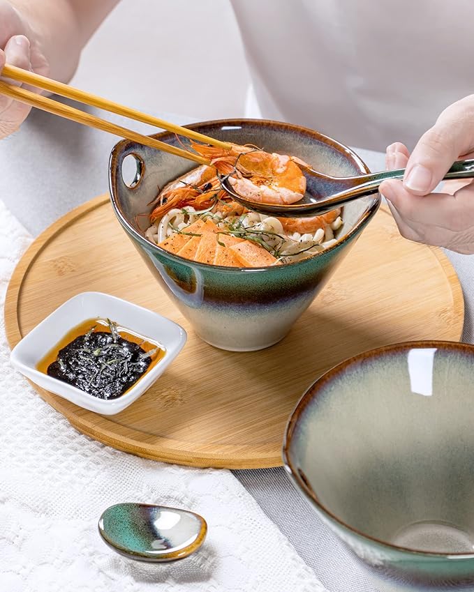 HENXFEN LEAD Japanese Ramen Noodle Bowls Set of 2 - Deep Ceramic Soup Bowls with Spoons, Chopsticks and Holder, 20 Oz Serving Dishes for Pho, Udon Noodle, Cereal - Reactive Green
