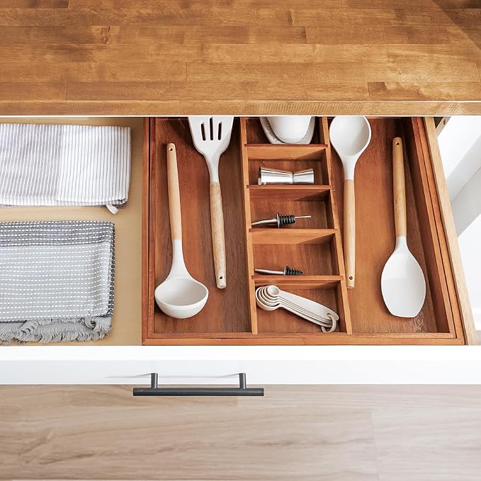 KitchenEdge Adjustable Kitchen Drawer Organizer for Utensils and Junk, Food-Safe Contract Grade with 100% Sustainable Wood, Non-Slip, Expandable from 18.5 to 33 Inches Wide - Natural Acacia