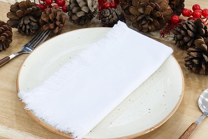 PurpleEssences Cloth Napkins with Fringes, 100% Cotton Christmas Holiday Winter Table Decor, Set of 6 18x18 Inch Reusable Dinner Napkins for Parties and Weddings - White
