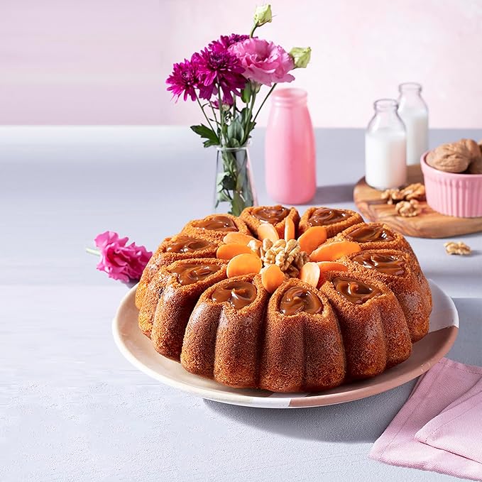 Heart Shape Aluminum Cake Pan, Titanium Coating, Non-Stick, 12 Cups, Gifts for Mom, 10 Inch Baking Mold, Cast Aluminum Fluted Tube Pan, Easy to Clean (2-Pack, Red-Gold)