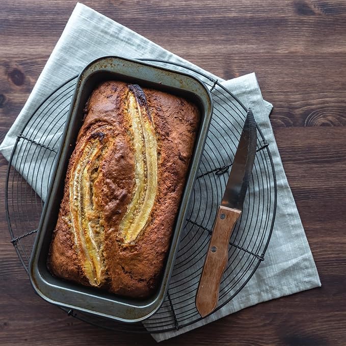 Patelai 4 Pack Small Loaf Pans for Baking Bread Non Stick Bread Pan Rectangle Baking Tray Toast Mold(Black,7.2 x 3.7 Inch)