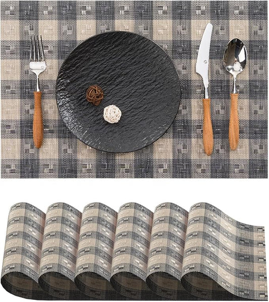 BACKTOEDEN Placemats Set of 6 Heat Resistant Washable Wipeable Placemat Woven Non-Slip Foldable Vinyl/Plastic Place Mats Indoor/Outdoor Mat Kitchen Dining Table Pad, Black Checkered