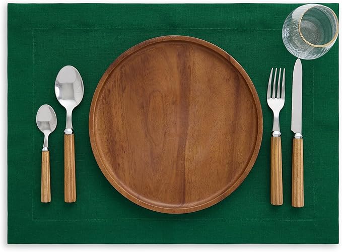 Solino Home Linen Placemats Set of 4 - Christmas Green Placemats 14 x 19 Inch - 100% Pure Linen Table Place Mats - Fete