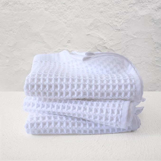 PÜSKÜL Organic Waffle Hand & Kitchen Towel 100% Turkish Cotton Set of 3 White - Premium Hotel Quality, Soft, Quick-Dry, Absorbent, Lint-Free Hand Towels 32X16 Inches (3, White)