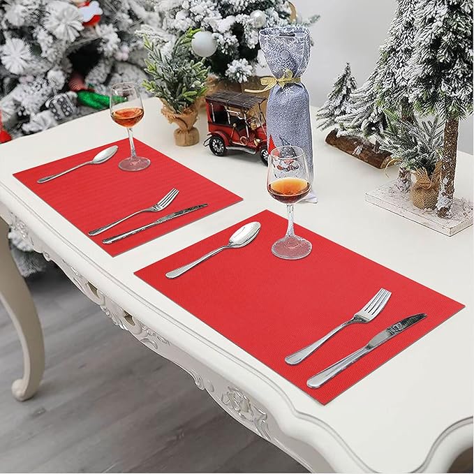 SHACOS Placemats Set of 6 Woven Vinyl Christmas Place Mats for Dining Table Wipe Clean Stain Resistant Table Mats Indoor Outdoor (6, Red)