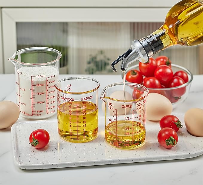 High Borosilicate Glass Measuring Cup-V-Shaped Spout，Glass Measuring Beaker for Kitchen or Restaurant, Easy to Read, 150 ML (5 Oz)-Pack of 2