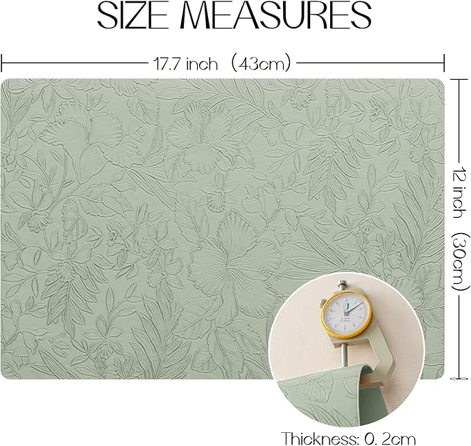 Romanstile Vinyl Placemats Set of 8-12 X 18 Inch - Heat Resistant Non-Slip Embossed Floral Place Mats 100% Waterproof Oilproof Wipeable Faux Leather Table Mats for Kitchen/Dining/Party, GrassGreen
