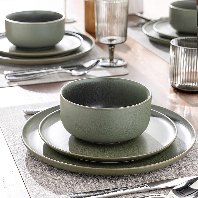 LERATIO Stoneware Dinnerware Sets for 6,Handcarft Ceramic Plates and Bowls Sets,Chip and Scratch Resistant Dishes, Dishwasher & Microwave Safe, Oven safe,Reactive Glaze-Green