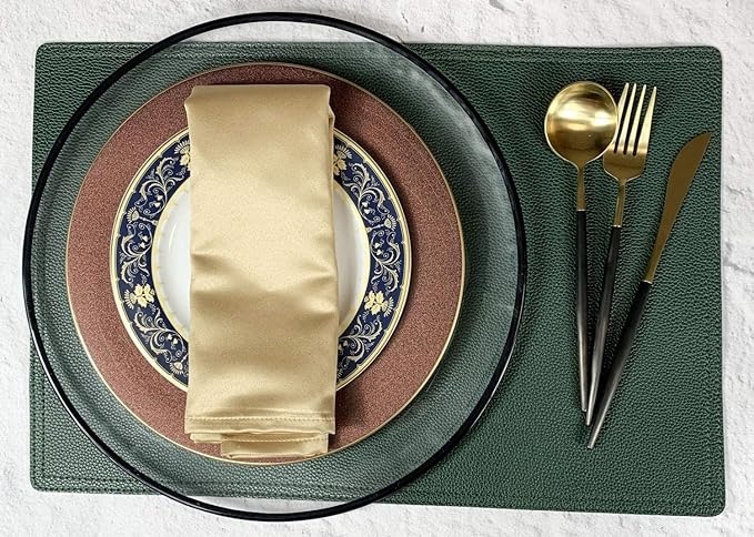 Set of 8 Faux Leather Placemats, PU Table Mats, Waterproof, Stain Resistant, Heat Resistant, Easy to Clean for Kitchen Dining Table,Conference Table