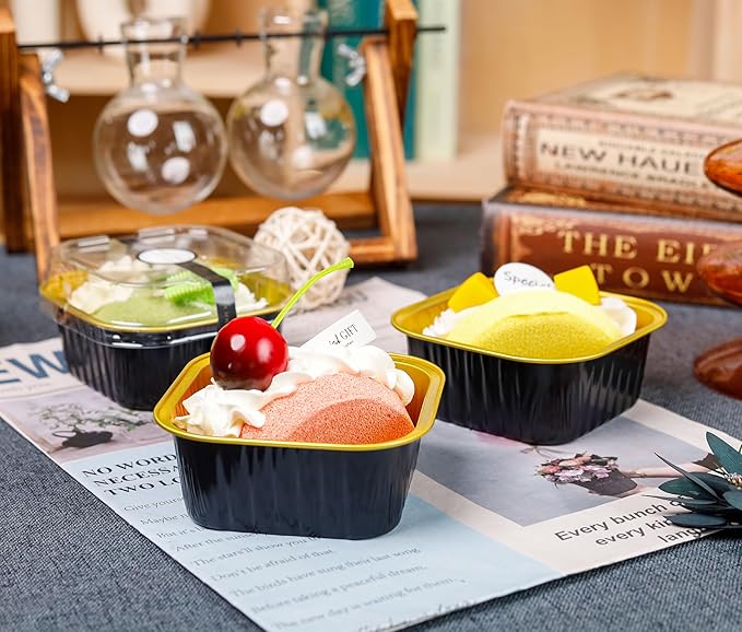 60 Pack Mini Cake Pans with Lids Mini Aluminum Pans, Disposable Loaf Pans Cupcake Liners with Lids for Pudding, Souffle, Party, Wedding(Black Gold, 5 oz)