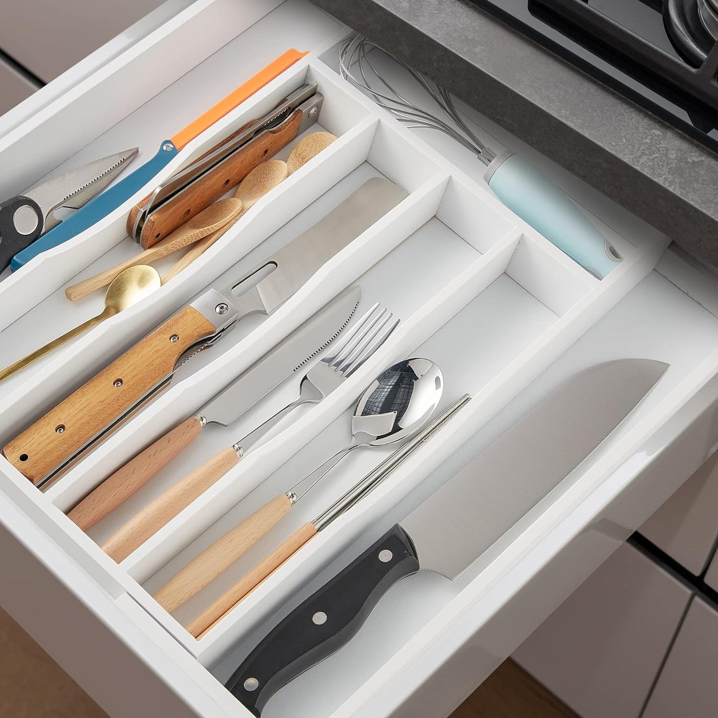 Expandable Bamboo Kitchen Drawer Organizer for Cutlery and Utensils, Adjustable Bamboo Wood Cutlery Tray in Drawer for Flatware and Silverware in Kitchen, (White)
