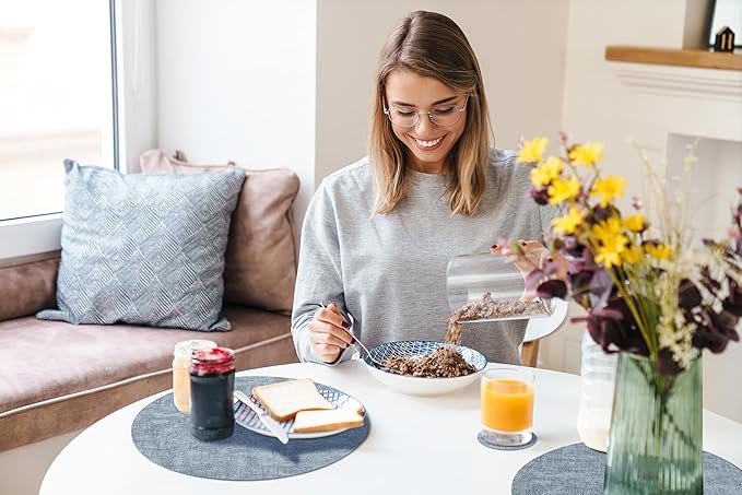homing Round Faux Leather Placemat and Coaster 8 Packs, Washable Heat Resistant Dining Place Mats, Wipeable Double-Sided Table Mats for Indoor and Outdoor, Diameter 13 and 3.93 inch, Blue