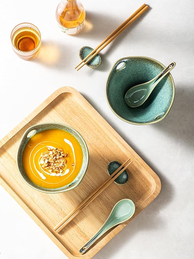 HENXFEN LEAD Japanese Ramen Bowls Set of 2 - Deep Ceramic Soup Bowls with Spoons, Chopsticks and Holder, 20 Oz Serving Dishes for Pho, Udon Noodle, Cereal