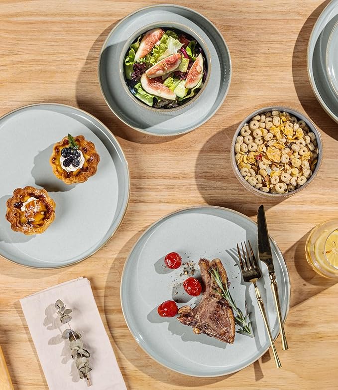 TheTerra Ceramic Dinnerware Sets for 6, 18 Pieces Porcelain Lightweight Speckled Plates and Bowls Sets, Scratch Resistant Dish Set, Oven & Microwave & Dishwasher Safe, Illusion Blue